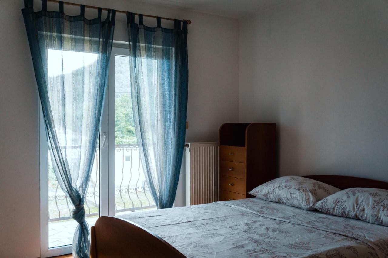 Holiday Home Rozic - Villa With Private Seasonal Heated Pool 莫斯塔尔 外观 照片